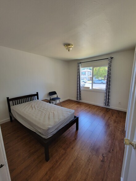 Building Photo - 36840 Olive St