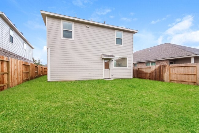 Building Photo - 22669 Malvicino Dr