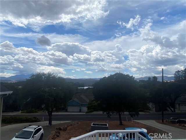 Building Photo - 18700 Oak Grove Rd