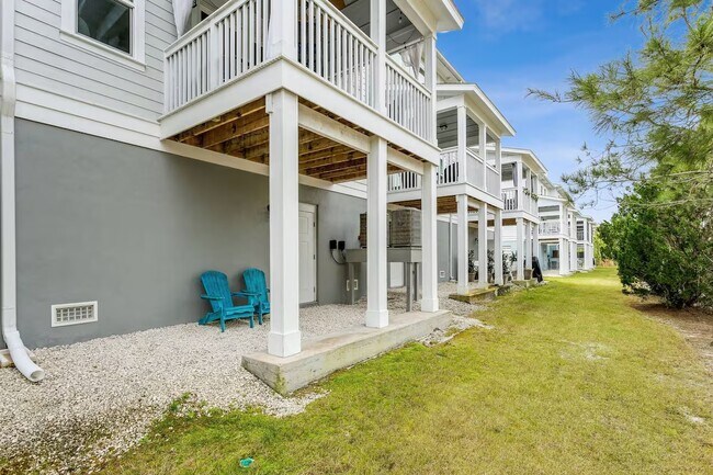 Building Photo - 14604 Salt Meadow Dr