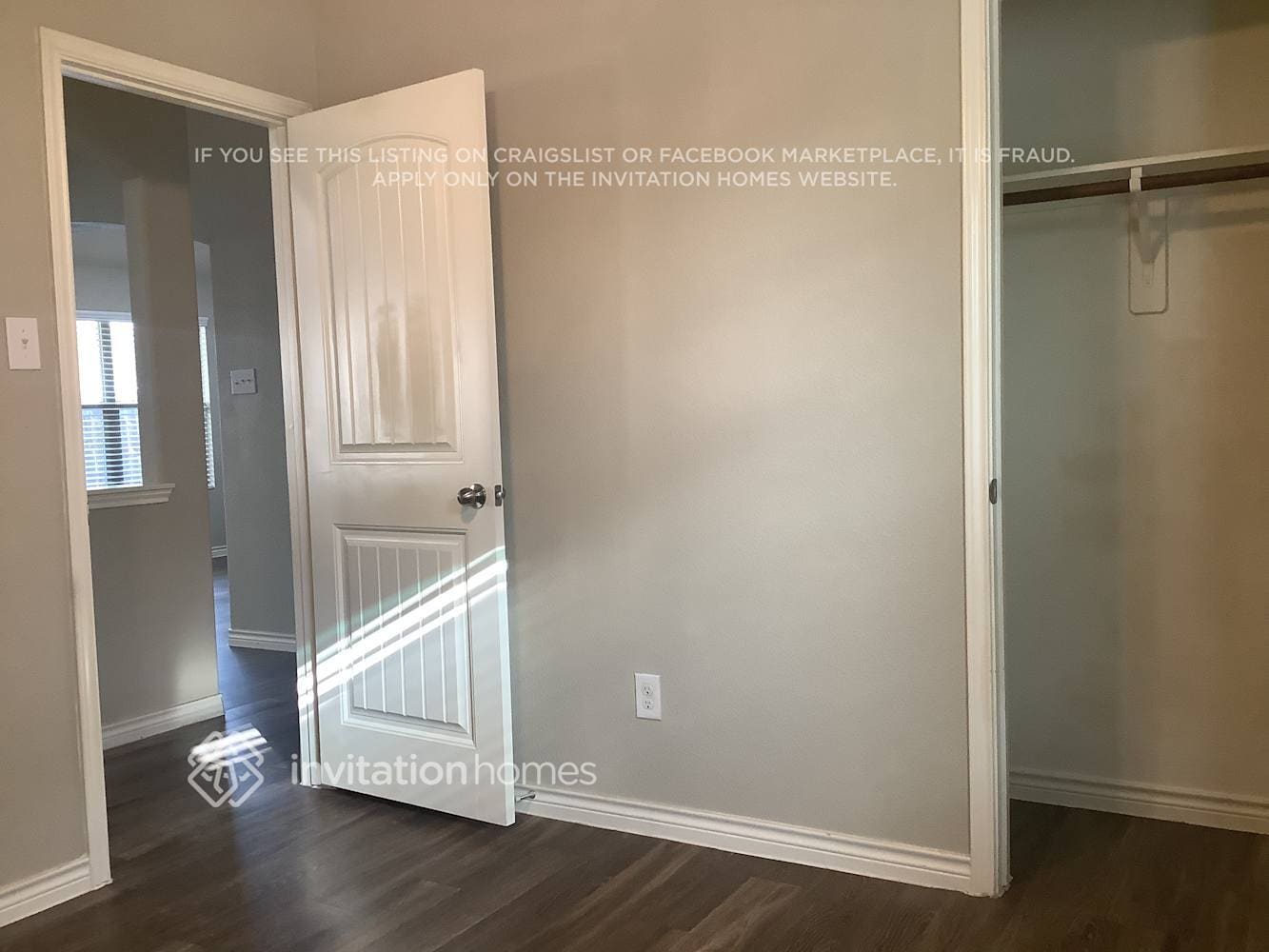 Building Photo - 151 E Kirnwood Dr