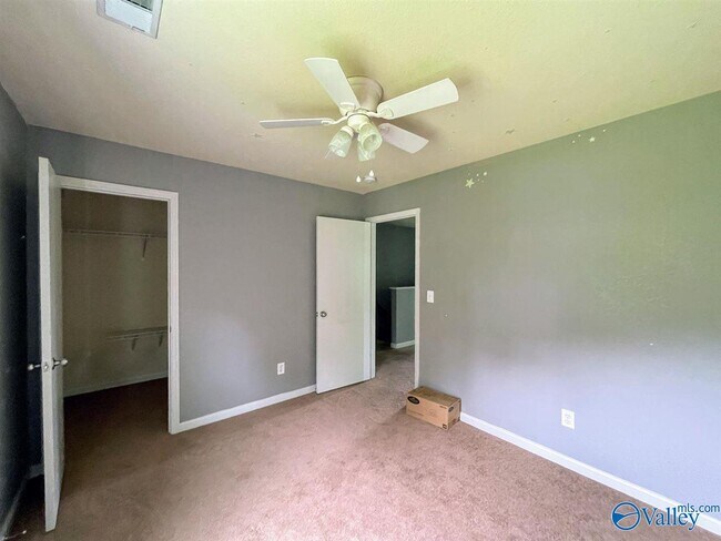 Building Photo - 144 Belle Haven Dr