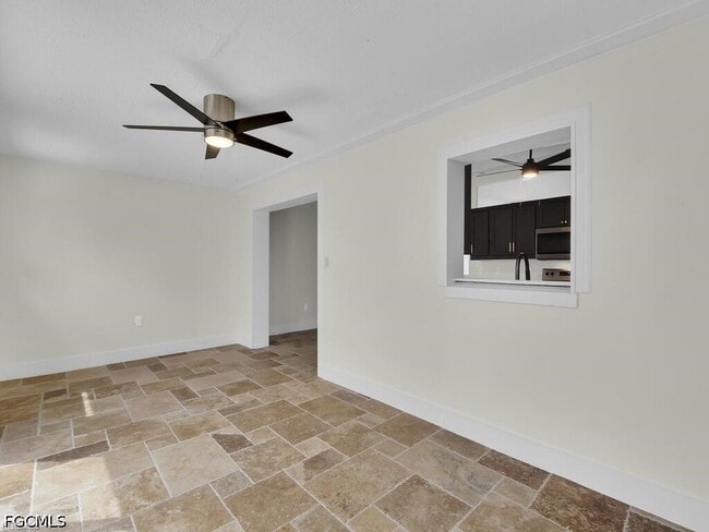 Building Photo - 2224 Aldridge Ave