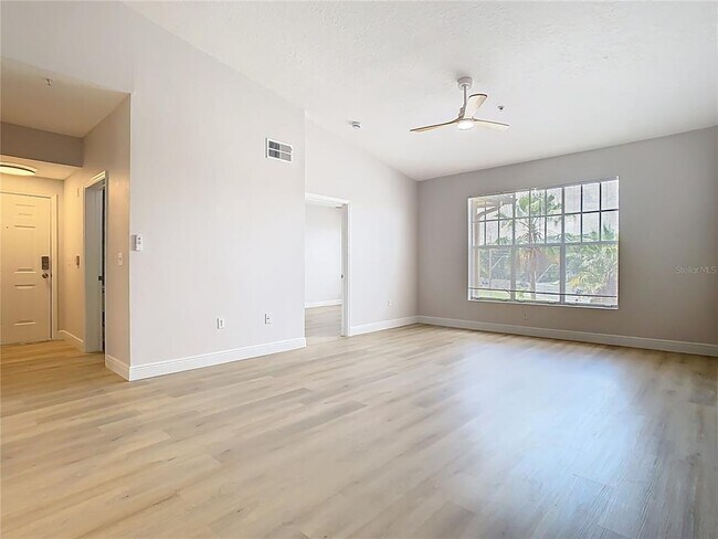 Building Photo - 5560 Metrowest Blvd