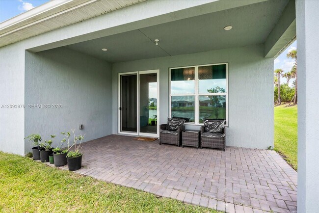 Building Photo - 8996 Remy Ln