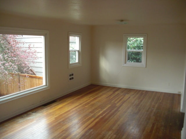 Building Photo - 1 Bedroom Duplex in Southwest Eugene