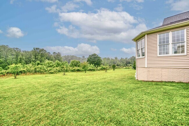 Building Photo - 2847 Seabiscuit Dr