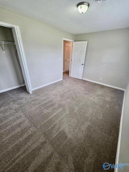 Building Photo - 17439 Morgan Dr