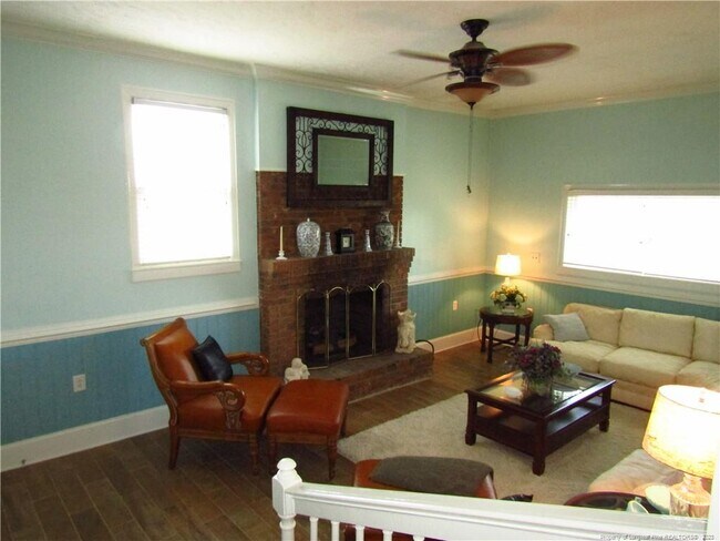 Building Photo - 531 Dewitt Williams Rd