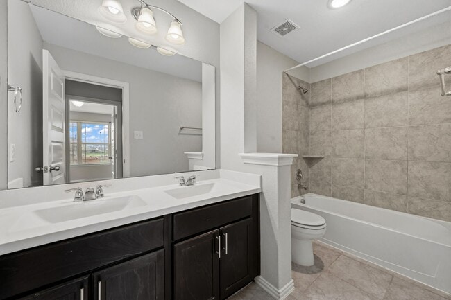 Building Photo - 12806 Crombie Dr