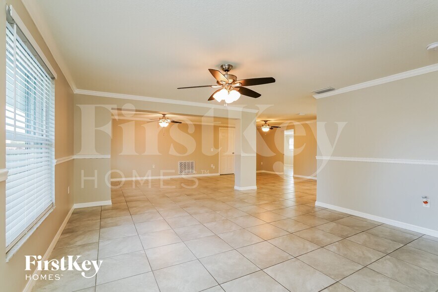 Building Photo - 6719 Overlook Dr