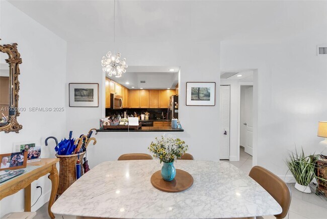 Building Photo - 5600 Collins Ave