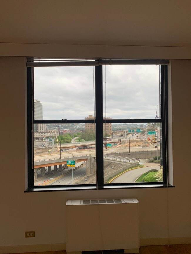 Building Photo - 112 Washington Pl