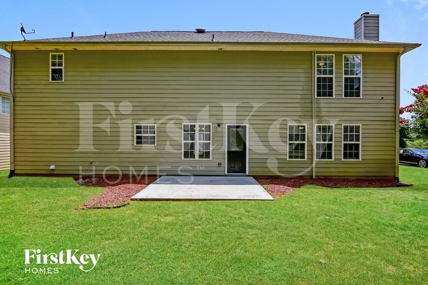 Building Photo - 6014 Fairing Drop