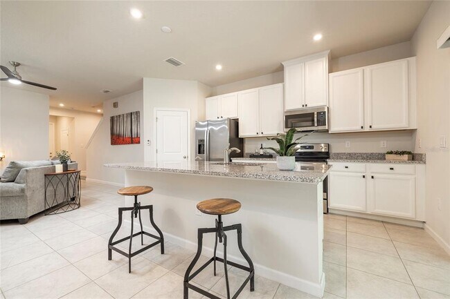 Building Photo - 4298 Harbour Palm Dr
