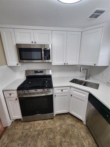 Building Photo - 233 Texas St