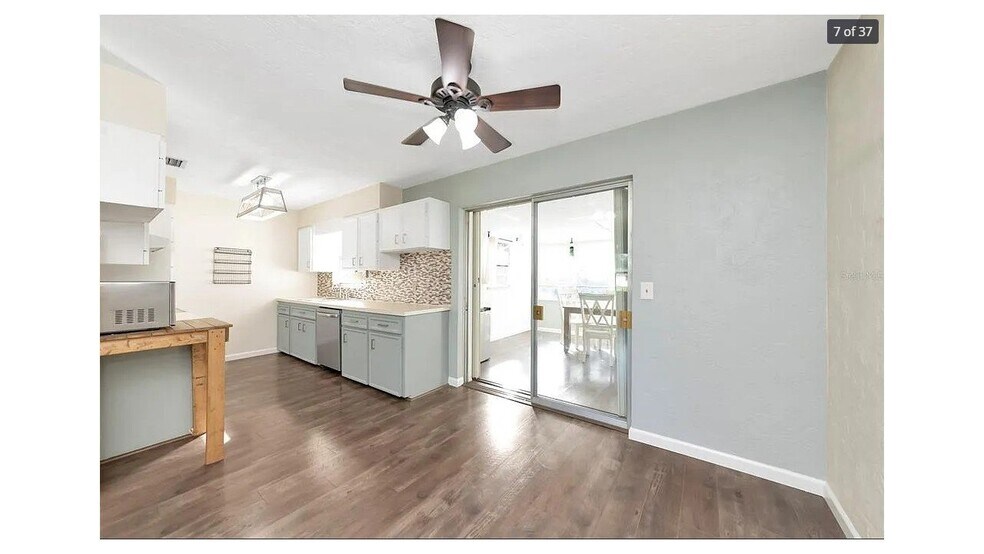 Building Photo - 6412 47th Ave E