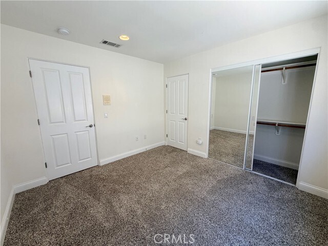 Building Photo - 710 1st Pl