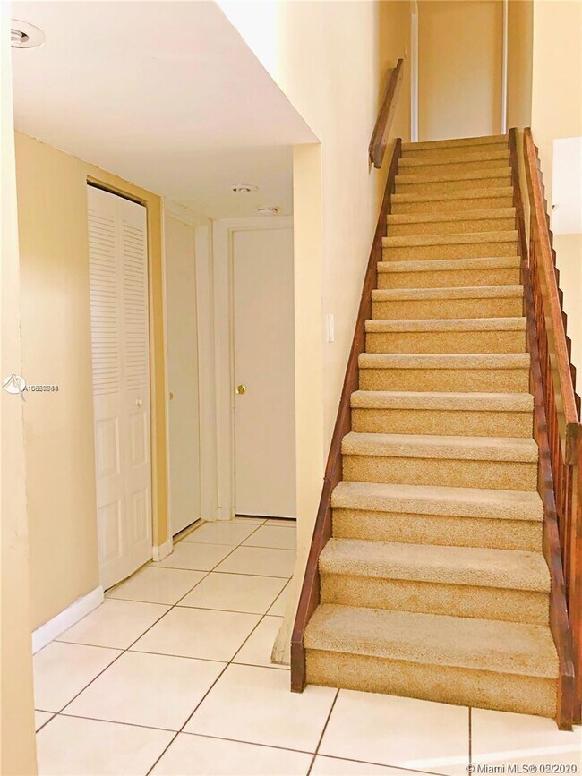 Building Photo - 6334 NW 170th Ln