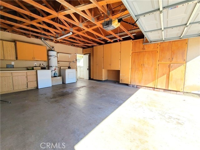 Building Photo - 25670 Huron St