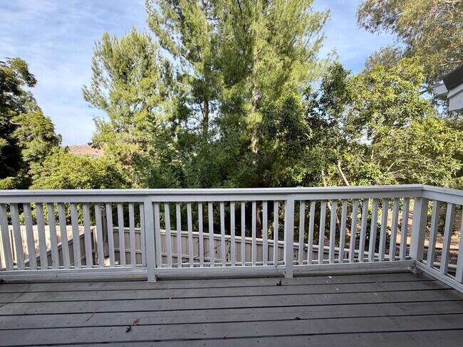 Building Photo - 5708 Camelia Ln