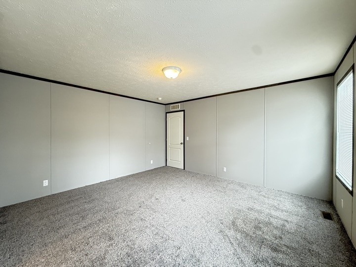 Building Photo - 10610 State Rte 762