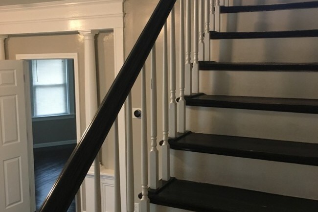 Building Photo - 172 Oakland Ave