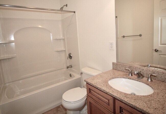 Building Photo - Stonecrest Drive