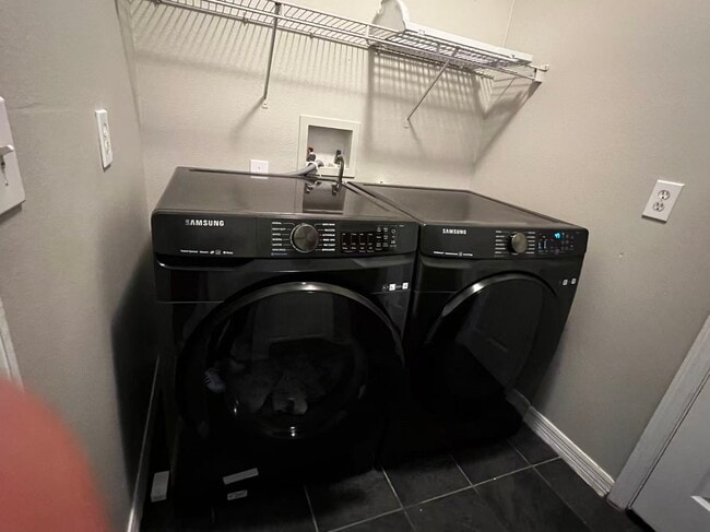 Building Photo - 1232 Alapaha Ln