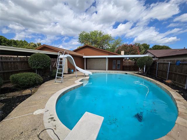 Building Photo - 553 Doral Pl