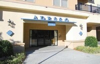Building Photo - Ade426