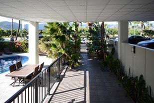Building Photo - 2465 Ala Wai Blvd