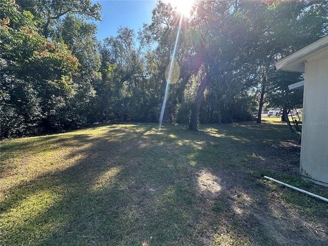 Building Photo - 22102 FL-46