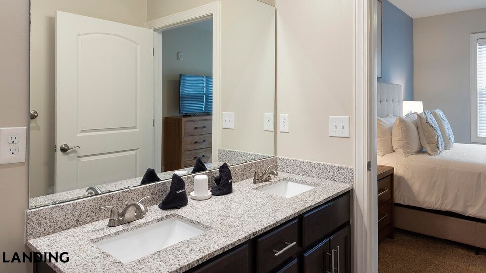 Building Photo - 3000 Daventry Cir