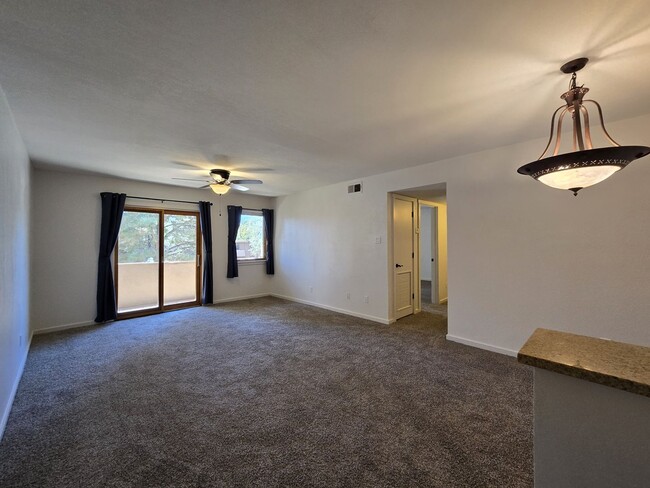 Primary Photo - 601 W San Mateo Rd