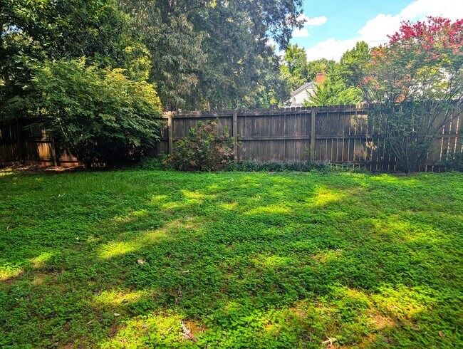 Building Photo - 629 Furrow Dr
