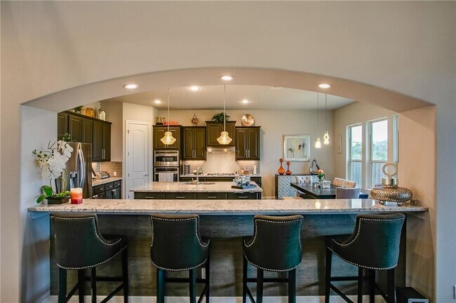 Building Photo - 2236 Long Bow Dr