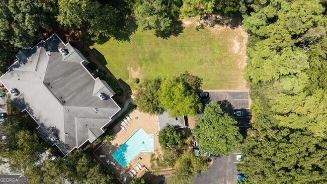Building Photo - 611 Barrington Hills Dr
