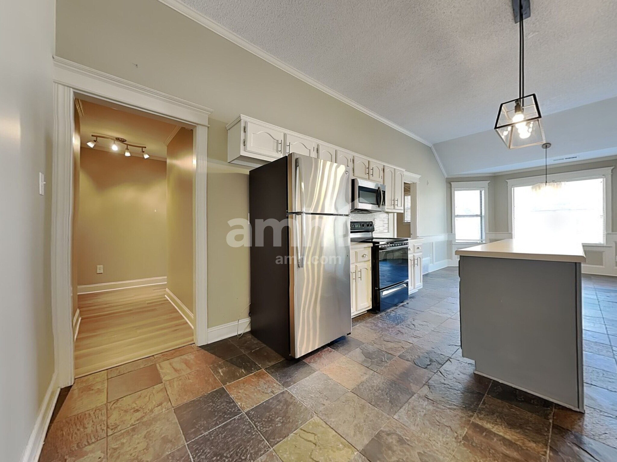 Building Photo - 1449 Albon Dr