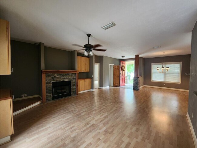 Building Photo - 9206 NW 23rd Ln