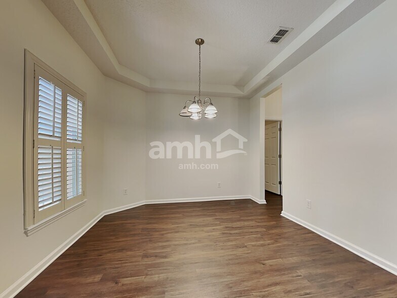 Building Photo - 4185 Ripken Cir E