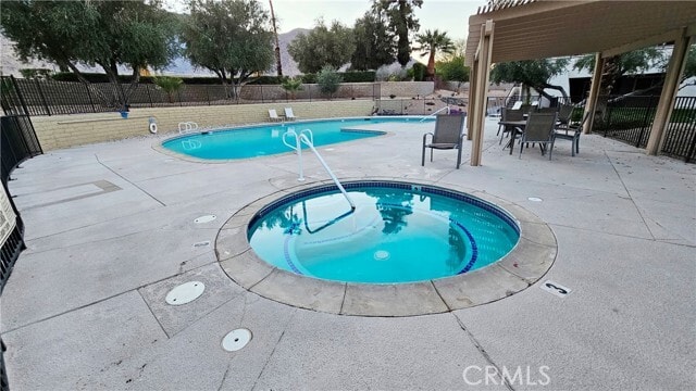 Building Photo - 2825 N Los Felices Rd