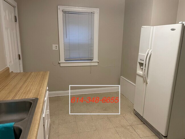 Building Photo - 1032 Ellsworth Ave