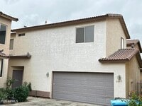 Building Photo - 3809 W Oregon Ave