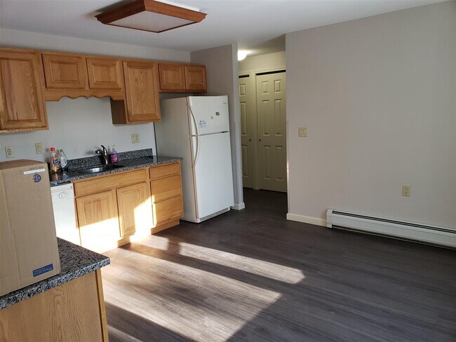 Building Photo - 312A Meetinghouse Way