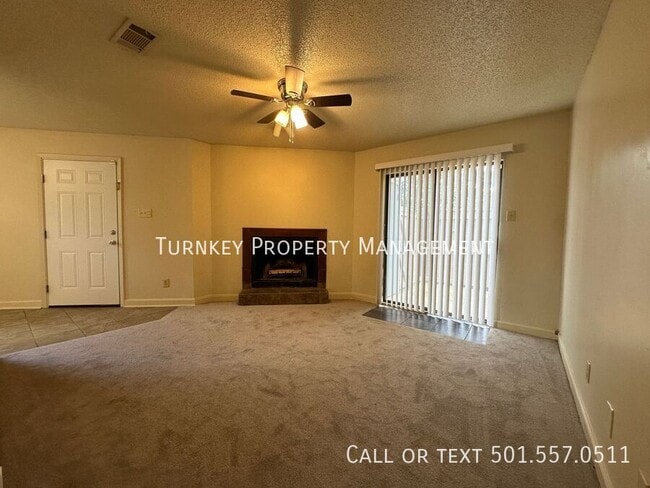 Building Photo - 418 Shadow Oaks Dr
