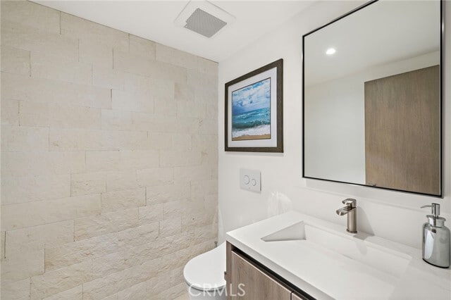 Building Photo - 200 Alta Vista Way