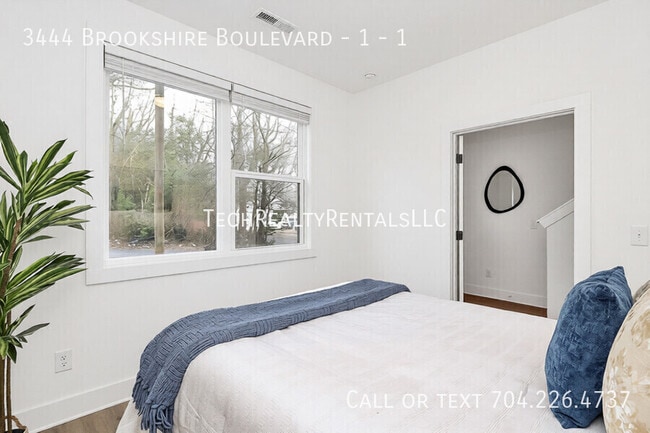 Building Photo - 3444 Brookshire Blvd