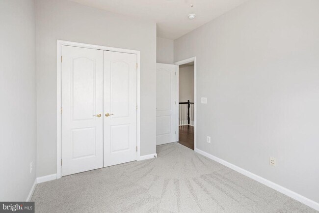 Building Photo - 22987 Eversole Terrace