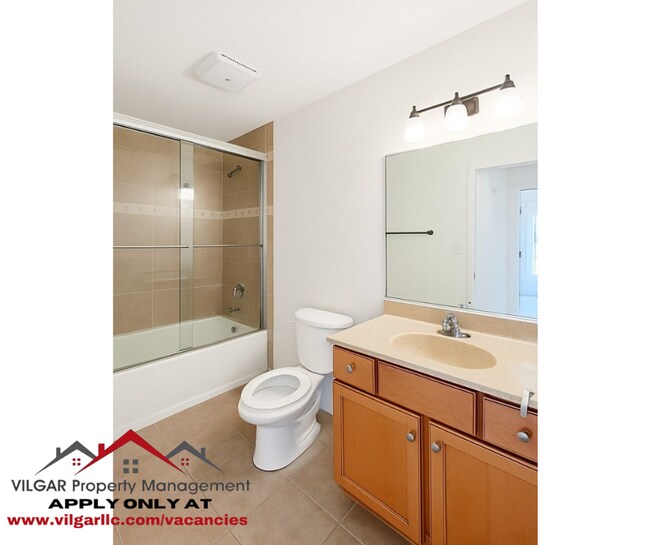 Building Photo - WOW Factor! 2BR/2BA Gem w/ Quartz Counters...
